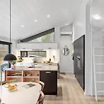 Awesome In With Kitchen Сasa de vacaciones Stege