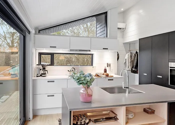 Awesome In With Kitchen *